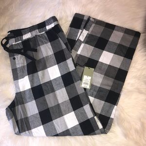 🎁 Brand new flannel sweatpants